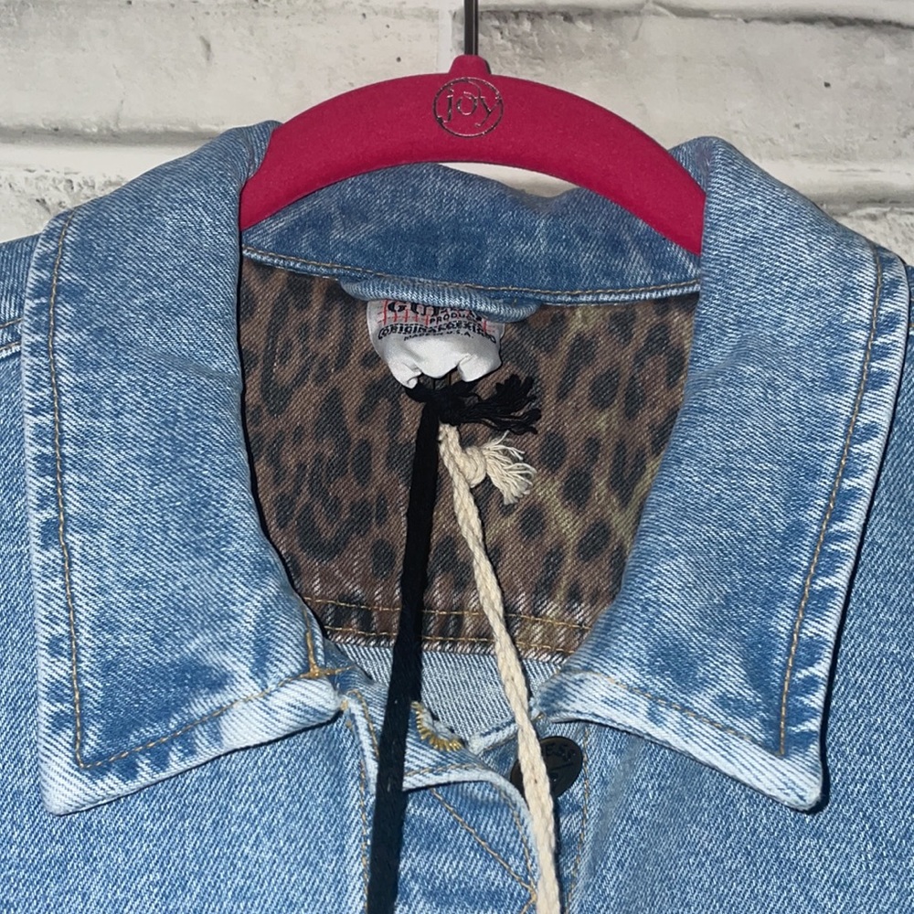 Guess Denim Crop Jacket, Made in the USA 🇺🇸 - Picture 6 of 12